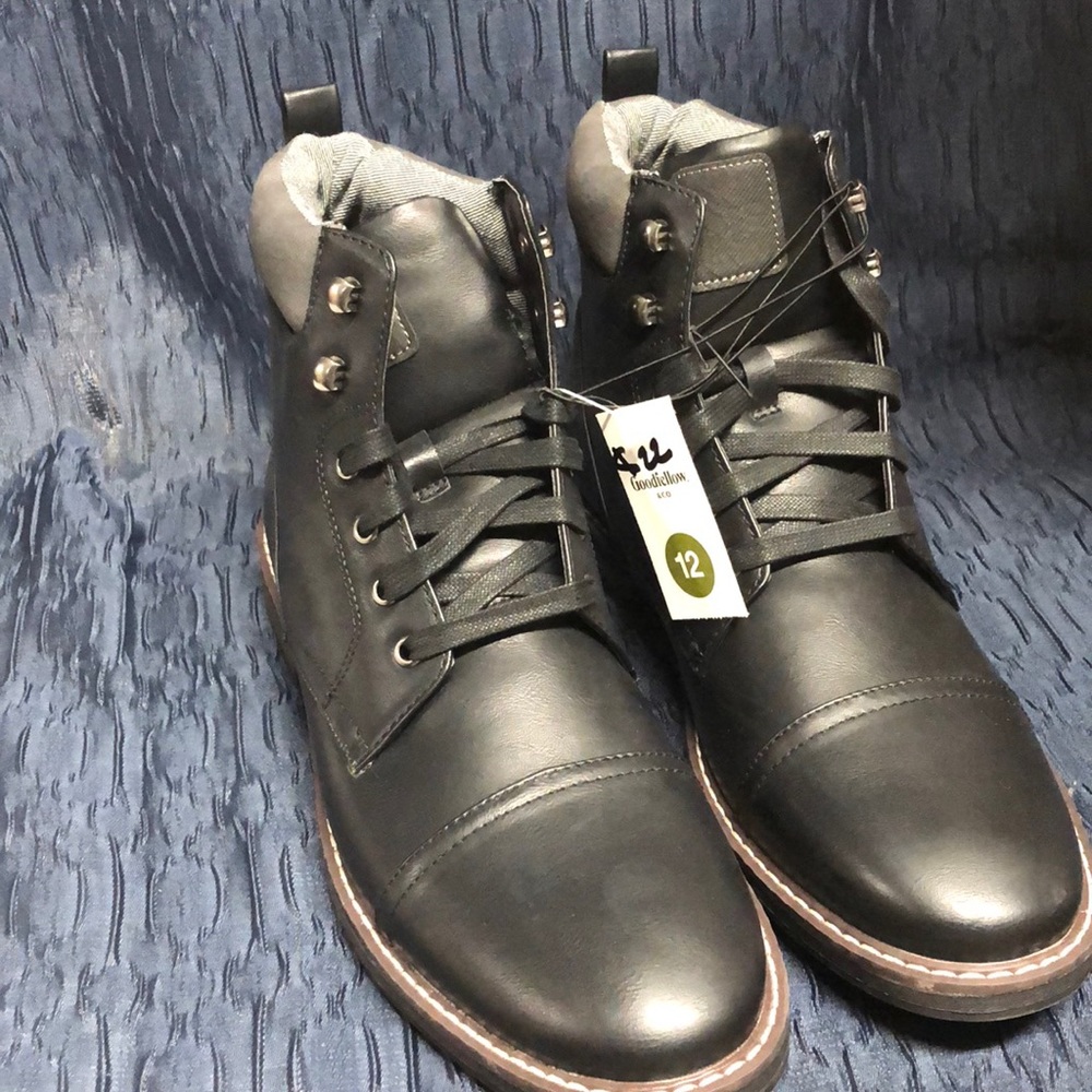 Men’s shoes